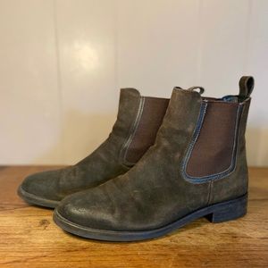 Thursday Boot Company Duchess Chelsea Boot - Dark Olive Suede - Size 7.5